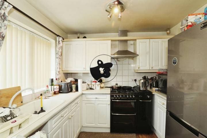 3 bedrooms house for sale in Stoke-On-Trent, United Kingdom - Image 3