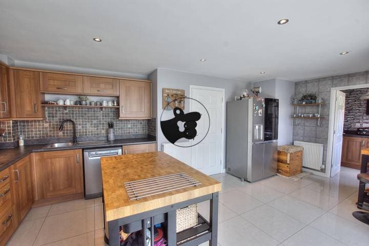 4 bedrooms house for sale in Warrington, United Kingdom - Image 8