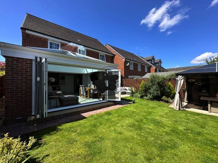 4 bedrooms house for sale in Warrington, United Kingdom - Image 3