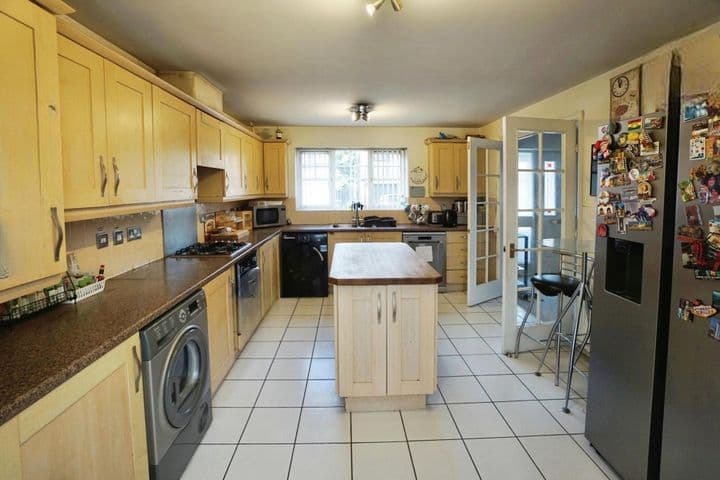 4 bedrooms house for sale in Tipton, United Kingdom - Image 3