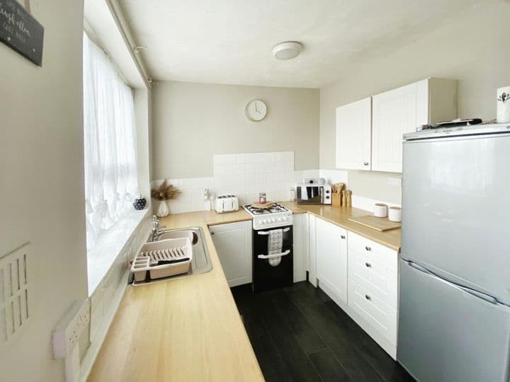 2 bedrooms house for sale in Sheffield, United Kingdom - Image 3