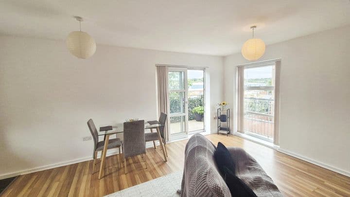 2 bedrooms apartment for sale in Stoke-On-Trent, United Kingdom - Image 12