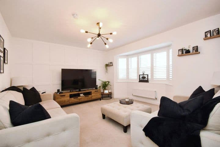 3 bedrooms house for sale in Chelmsford, United Kingdom - Image 4