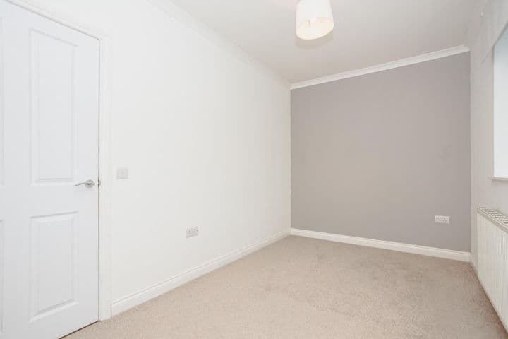 2 bedrooms apartment for sale in Dumfries and Galloway, United Kingdom - Image 8