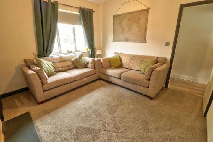 3 bedrooms house for sale in Barnsley, United Kingdom - Image 6