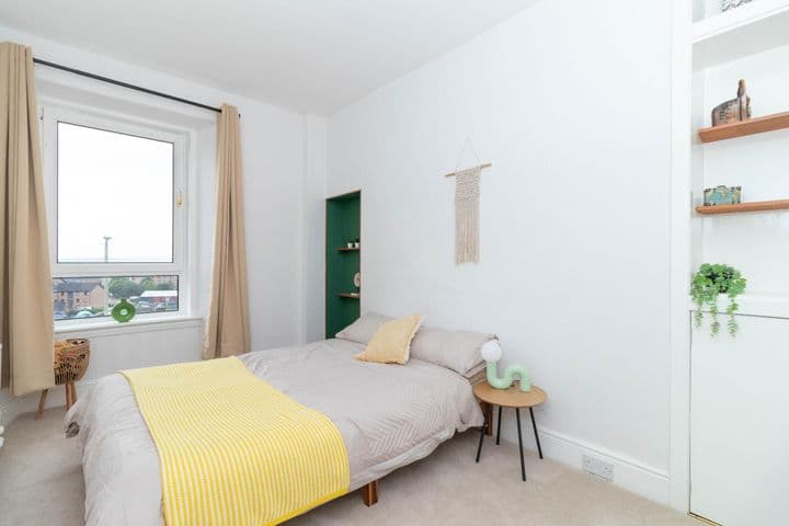 2 bedrooms apartment for sale in Dundee, United Kingdom - Image 6