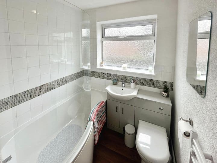 2 bedrooms apartment for sale in Lincoln, United Kingdom - Image 12