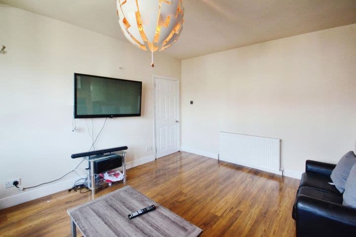 2 bedrooms apartment for sale in Edinburgh City Centre, United Kingdom - Image 3