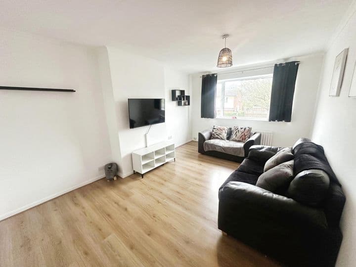 2 bedrooms apartment for sale in Lincoln, United Kingdom - Image 5