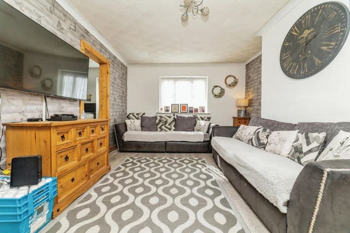 3 bedrooms house for sale in Barnsley, United Kingdom - Image 4