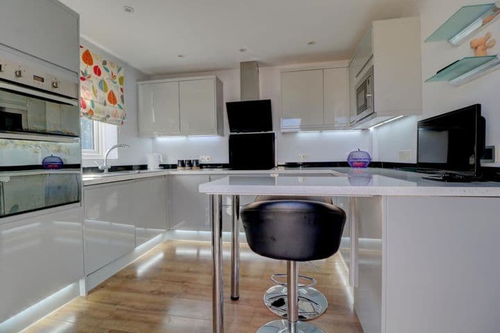 2 bedrooms house for sale in Sturry, United Kingdom - Image 5