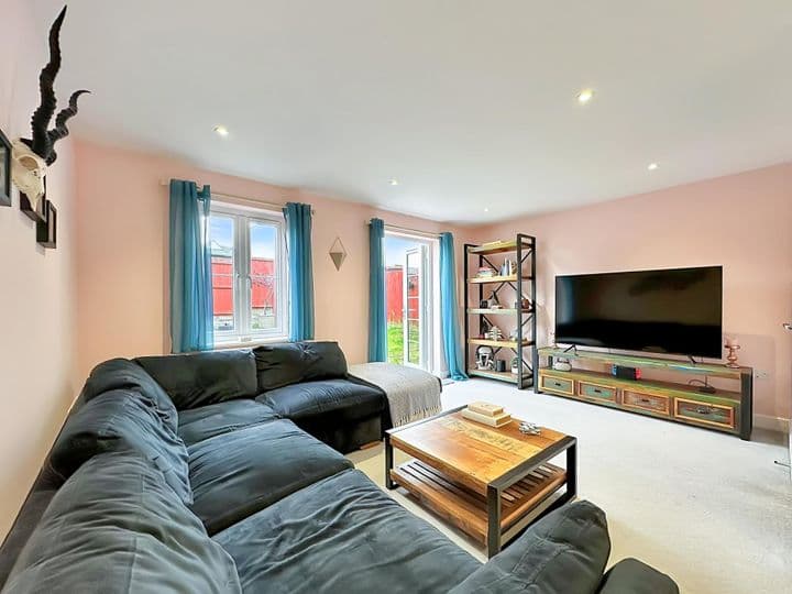 3 bedrooms house for sale in Camborne, United Kingdom - Image 4