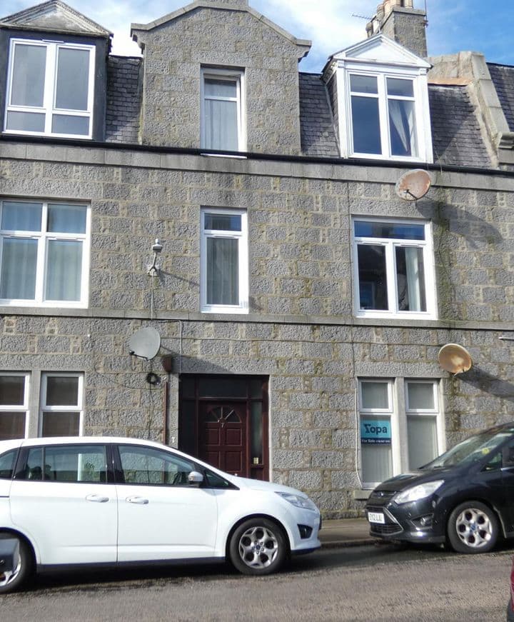 1 bedroom apartment for sale in Aberdeen, United Kingdom - Image 2