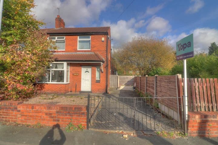 2 bedrooms house for sale in Manchester, United Kingdom - Image 2