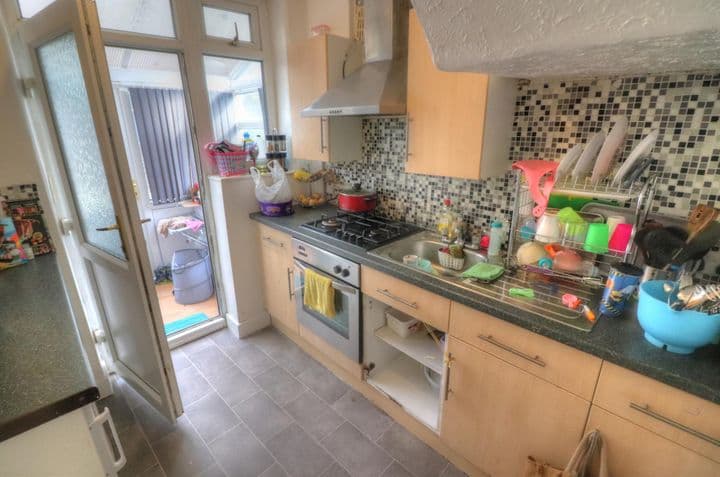 2 bedrooms house for sale in Manchester, United Kingdom - Image 4