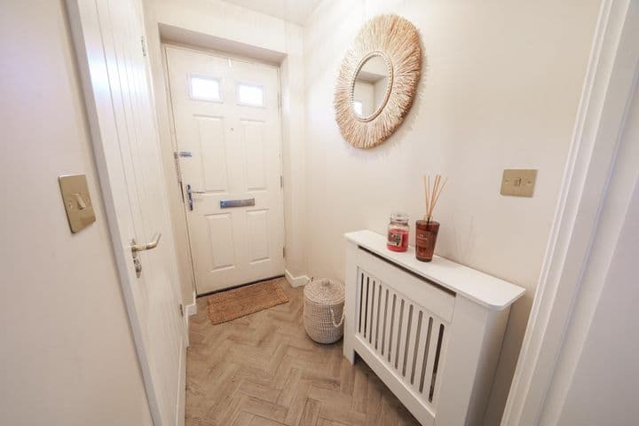 3 bedrooms house for sale in Neath Port Talbot, United Kingdom - Image 3