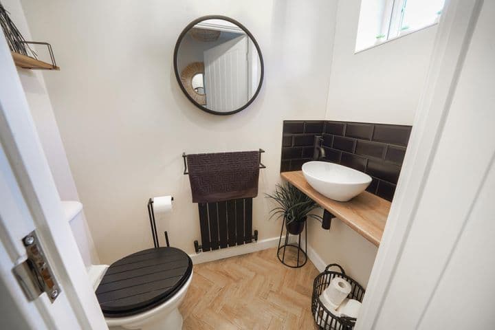 3 bedrooms house for sale in Neath Port Talbot, United Kingdom - Image 10