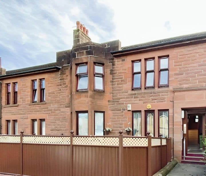 2 bedrooms apartment for sale in Glasgow, United Kingdom - Image 2