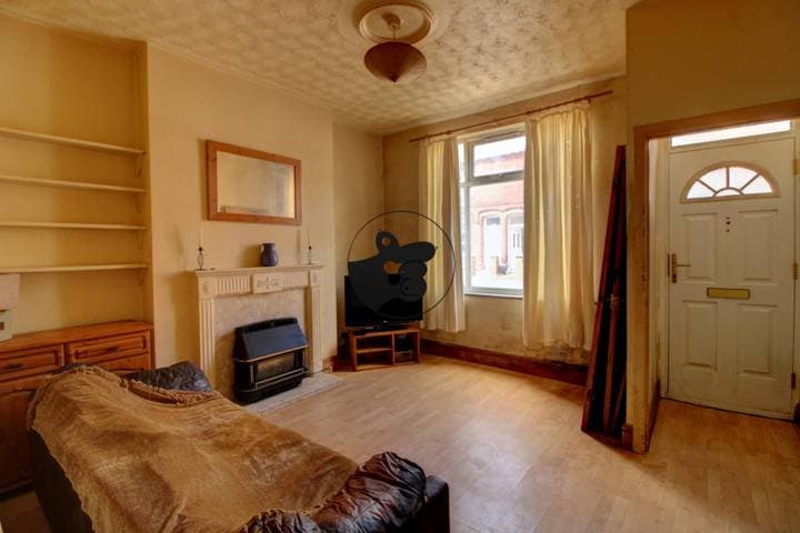 2 bedrooms house for sale in Bolton, United Kingdom - Image 3