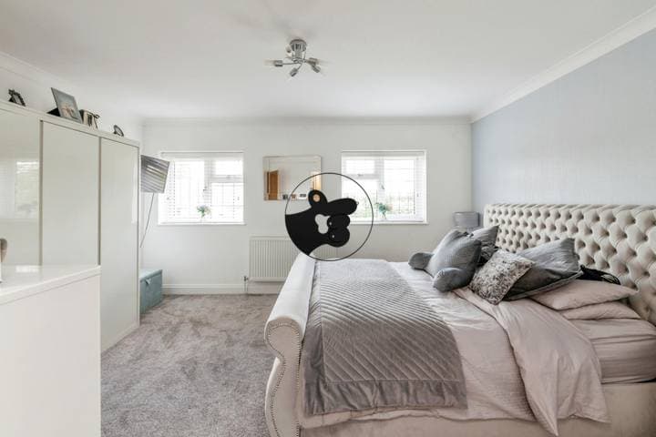 4 bedrooms house for sale in Basildon, United Kingdom - Image 18