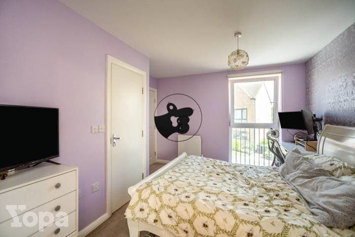 2 bedrooms apartment for sale in Dartford, United Kingdom - Image 3