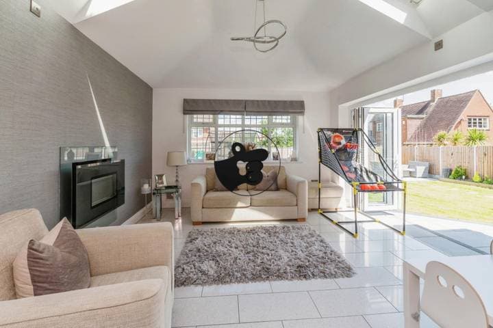 4 bedrooms house for sale in Basildon, United Kingdom - Image 12