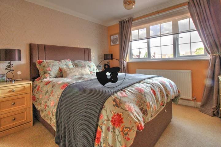 3 bedrooms house for sale in Luton, United Kingdom - Image 19