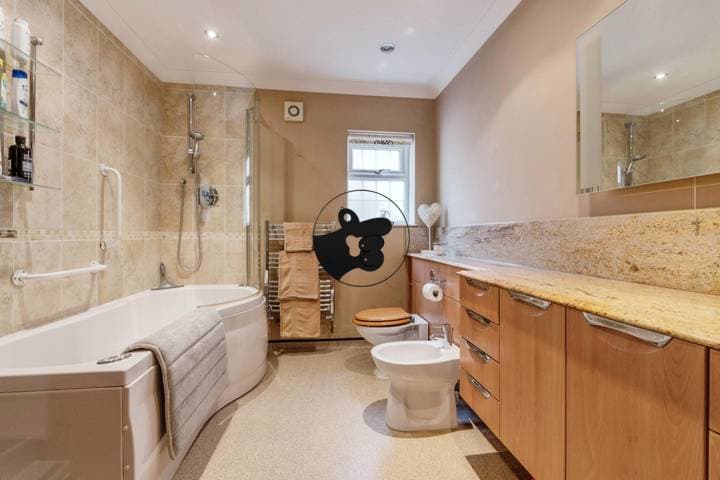 4 bedrooms house for sale in Basildon, United Kingdom - Image 24