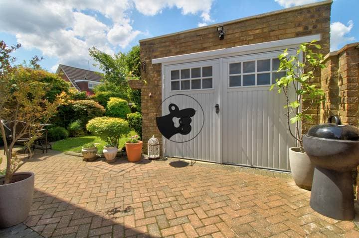 3 bedrooms house for sale in Luton, United Kingdom - Image 25