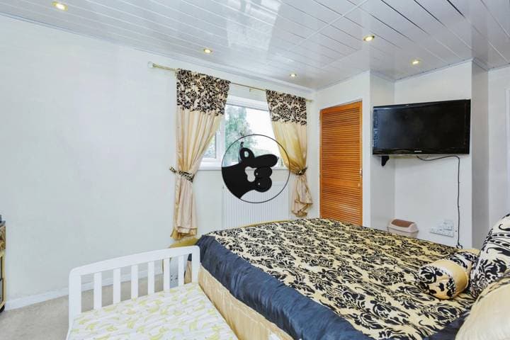 3 bedrooms house for sale in Leicester, United Kingdom - Image 13