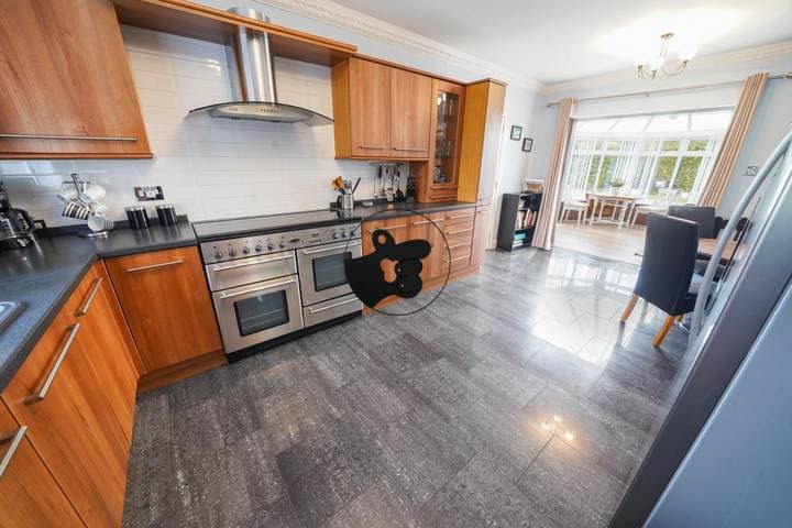 4 bedrooms house for sale in Llanelli, United Kingdom - Image 9