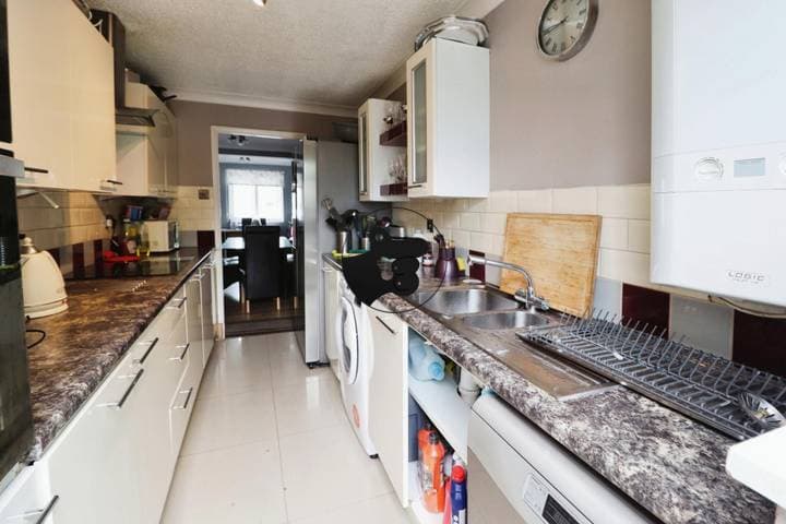 3 bedrooms house for sale in Chelmsford, United Kingdom - Image 5