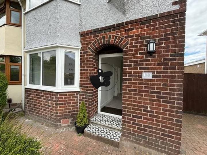 3 bedrooms house for sale in Newport, United Kingdom - Image 2