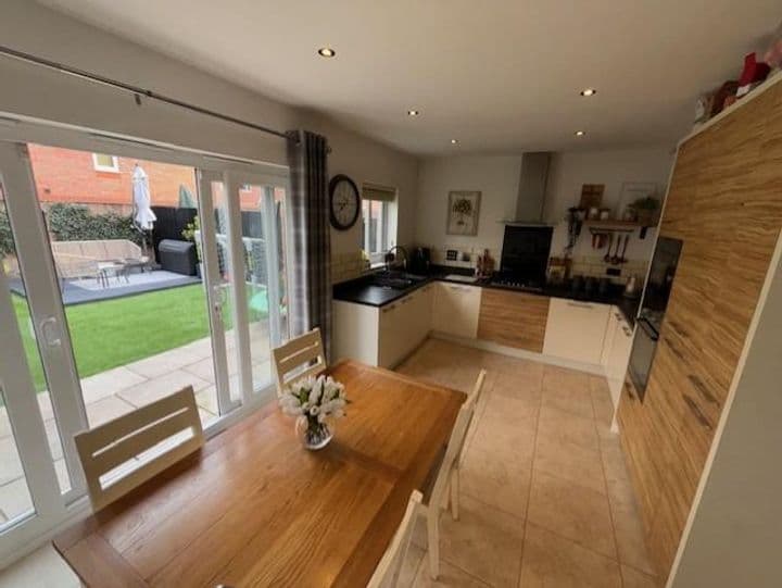 3 bedrooms house for sale in Newport, United Kingdom - Image 8