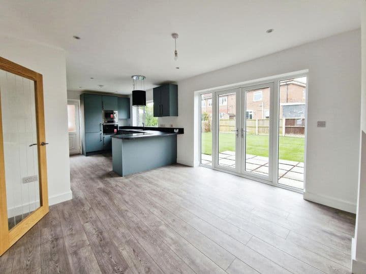 3 bedrooms house for sale in Doncaster, United Kingdom - Image 3