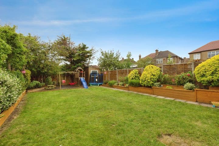 4 bedrooms house for sale in Wembley, United Kingdom - Image 2