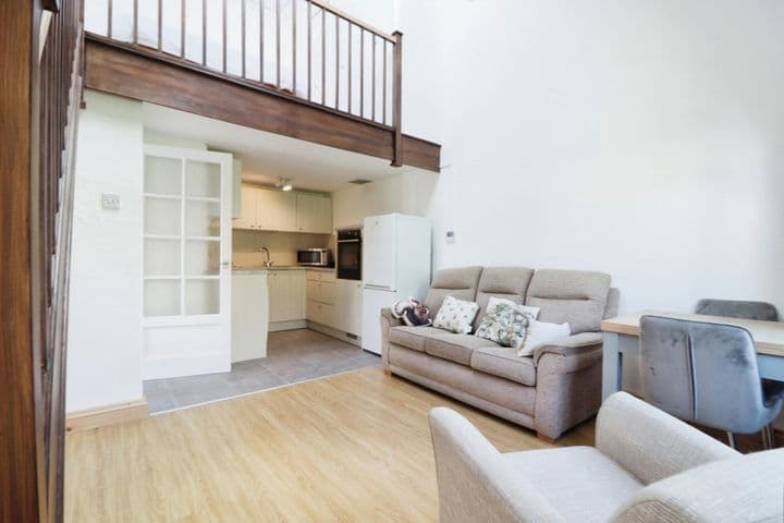 1 bedroom house for sale in Chelmsford, United Kingdom - Image 4