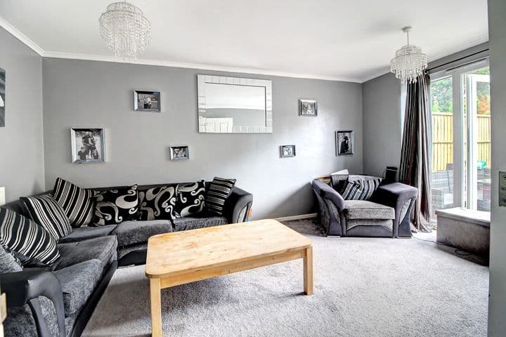 4 bedrooms house for sale in Basingstoke, United Kingdom - Image 4