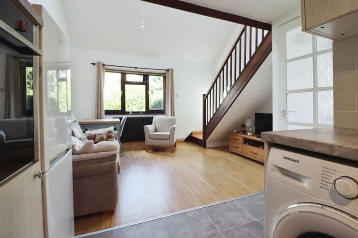 1 bedroom house for sale in Chelmsford, United Kingdom - Image 3