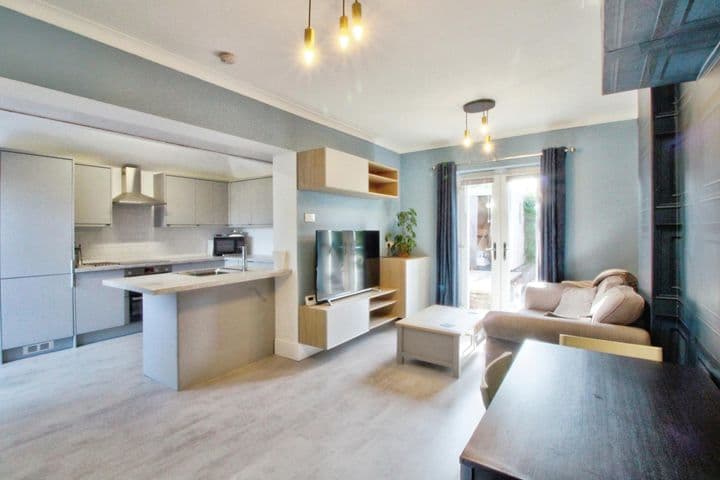 2 bedrooms house for sale in Sheffield, United Kingdom - Image 3