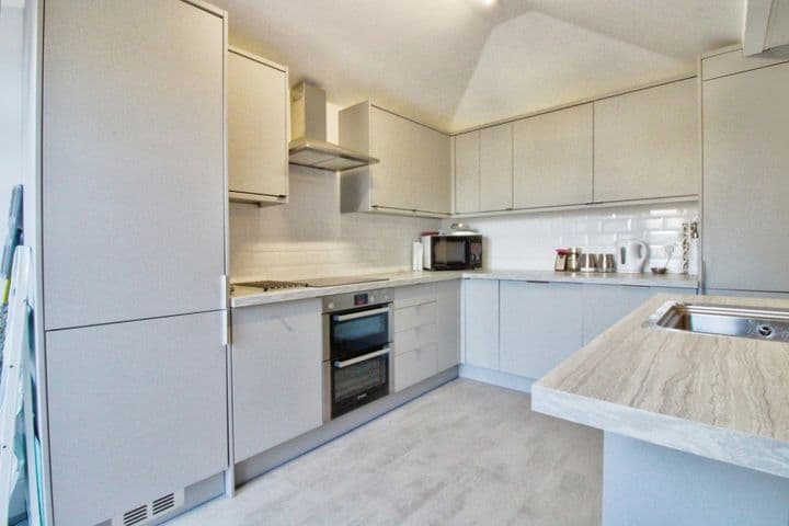 2 bedrooms house for sale in Sheffield, United Kingdom - Image 7