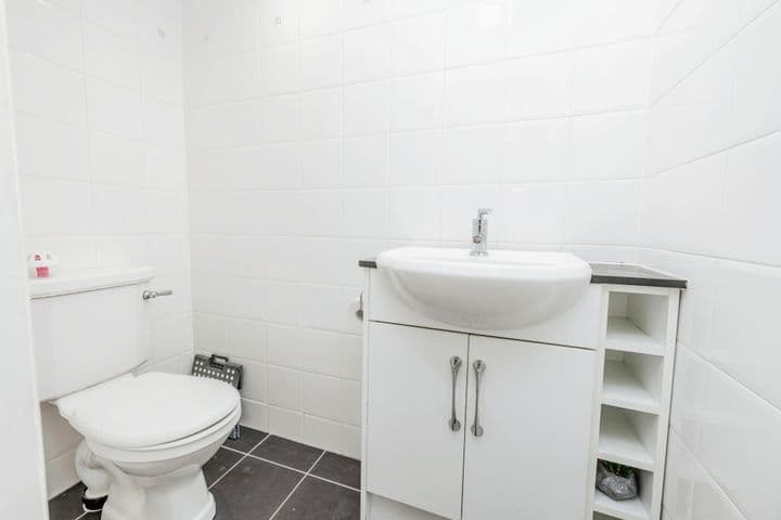 3 bedrooms house for sale in Newcastle Upon Tyne, United Kingdom - Image 8