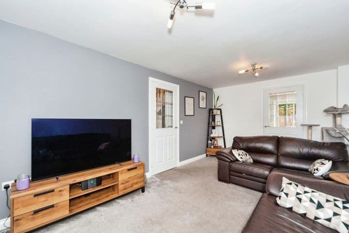 3 bedrooms house for sale in Mold, United Kingdom - Image 2