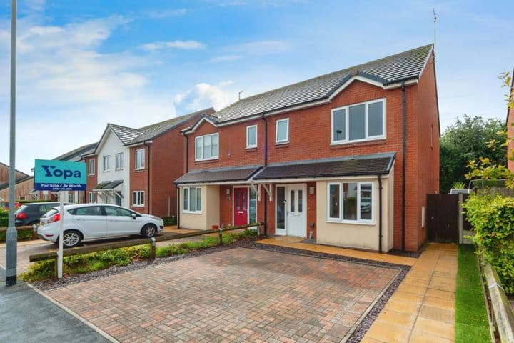 3 bedrooms house for sale in Mold, United Kingdom