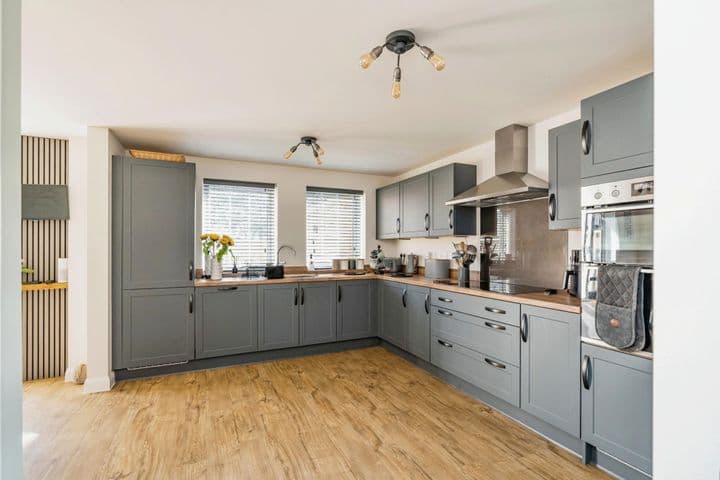 4 bedrooms house for sale in Norwich, United Kingdom - Image 2