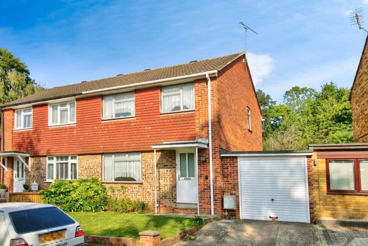 3 bedrooms house for sale in Aylesford, United Kingdom - Image 2