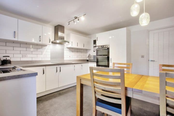 3 bedrooms house for sale in Newcastle Upon Tyne, United Kingdom - Image 5