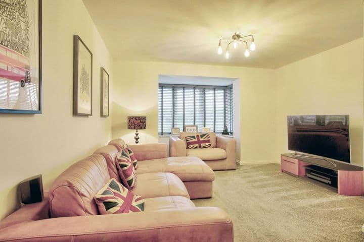 3 bedrooms house for sale in Newcastle Upon Tyne, United Kingdom - Image 3