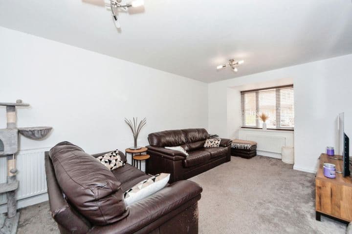 3 bedrooms house for sale in Mold, United Kingdom - Image 3