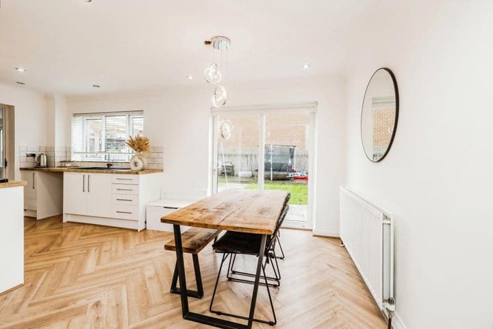 3 bedrooms house for sale in Newcastle Upon Tyne, United Kingdom - Image 6